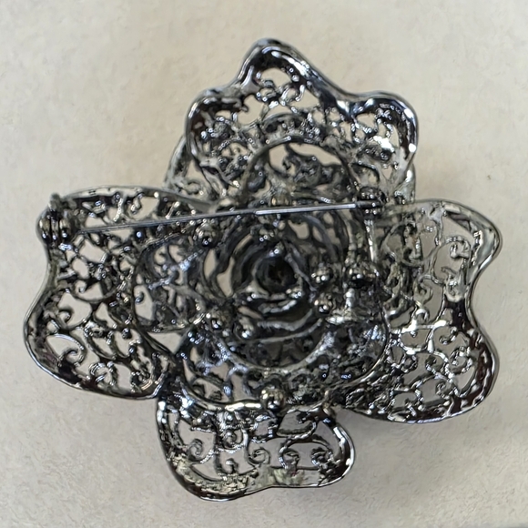 Gunmetal Silver Rose Flower Brooch Pin with Purple And Fuschia Pink Stones - Picture 7 of 8